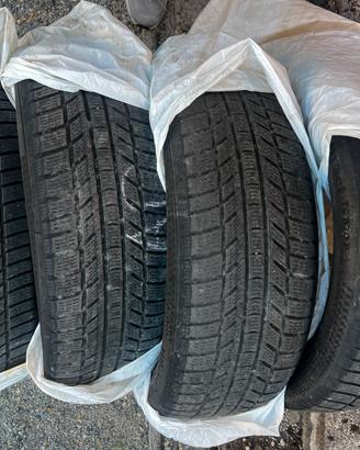 Pneumatici invernali 225/55 R18