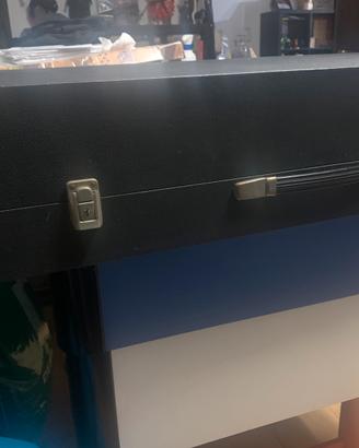 Pianola elettronica con custodia