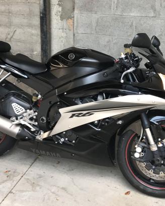 Yamaha YZF R6 - MODELLO 2007 immatr. 2008