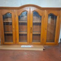 Vetrina in vero legno