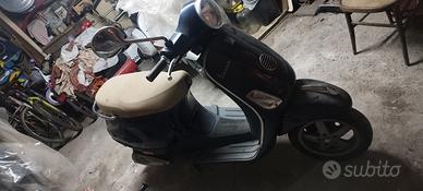 Vespa LX50