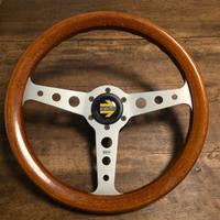 Volante MOMO indy