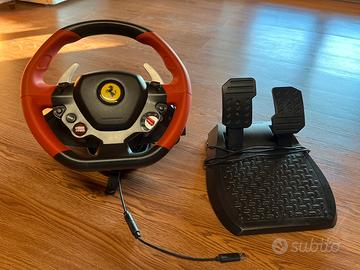 volante e pedaliera da gioco