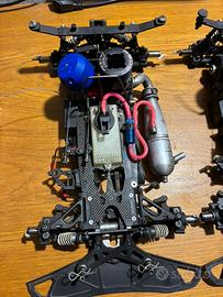 2 auto a scoppio Mugen MRX5 1/8 on road