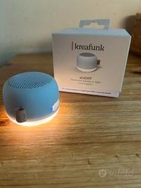 Cassa bluetooth waterproof con luce e calamita