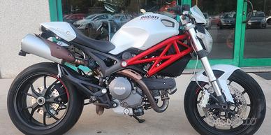 DUCATI MONSTER 796 - 2011