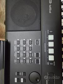 YAMAHA PSR-E473 tastiera musicale
