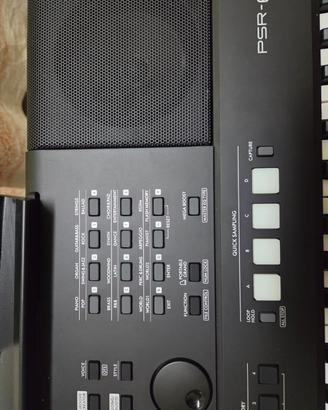 YAMAHA PSR-E473 tastiera musicale