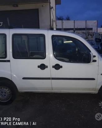 Fiat doblò vetrato ricambi