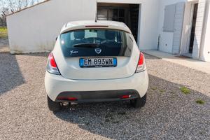 Lancia Ypsilon 1.2 benzina 