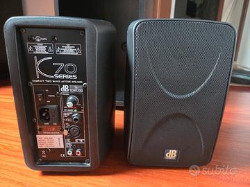 Casse audio complete di connettori 