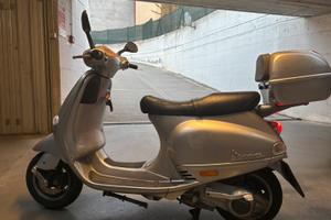 Vespa ET4 150 2001