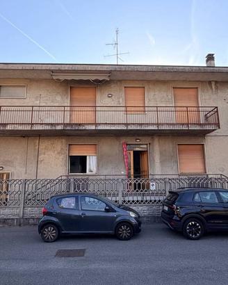Villa di 216 m² con più di 5 locali e box auto dop