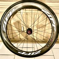 Cerchio zipp 404  (58mm / rim brake)