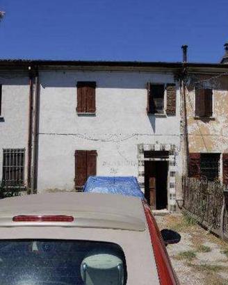 Immobile in asta di 106 m² con 3 locali a Roncofer