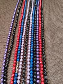 collane molto lunghe in plastica