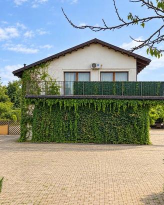 Appartamento di 220 m² con 5 locali a Chieri
