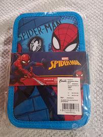 astuccio per la scuola con spiderman 