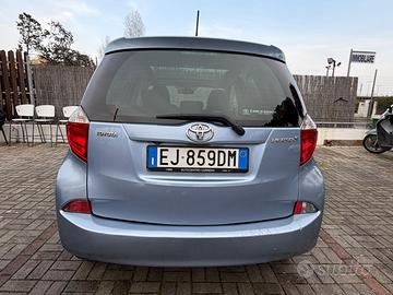 Toyota verso S neopatentati