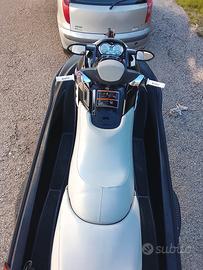 Moto d'acqua Seadoo