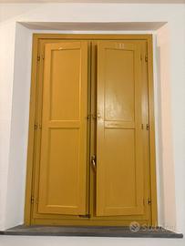 INFISSI in legno da restaurare