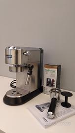 Delonghi Espresso Dedica EC685 v2 (NUOVA)