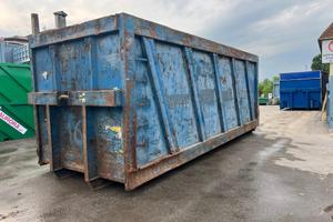 CONTAINER SCARRABILE USATO A CIELO APERTO