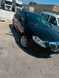 Lancia delta in perfette condizioni