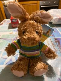 Peluche coniglio di Pasqua