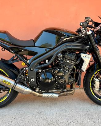 Triumph speed triple 1050 super accessoriata
