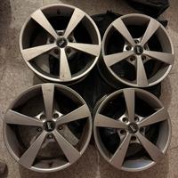 Cerchi in lega 16’’