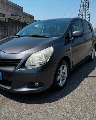 Toyota Verso 1.6 Sol Euro 4 - 2010 - 183.000 km
