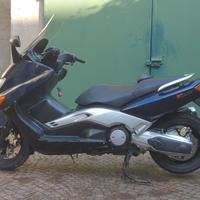 Yamaha T Max - 2002