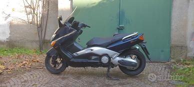 Yamaha T Max - 2002