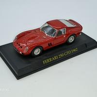 2 modellini Ferrari  250 GTO e 365 GTB