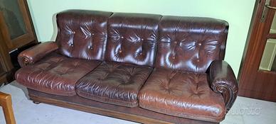 Set divano 3 posti + 2 poltrone in vera pelle '70