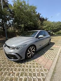 Volkswagen Golf 8 1.5 eTSI 150 CV