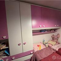 Cameretta a ponte  2 letti, armadi e cassettiere