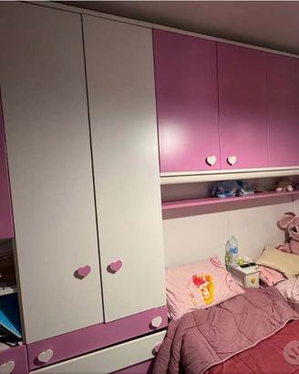 Cameretta a ponte  2 letti, armadi e cassettiere