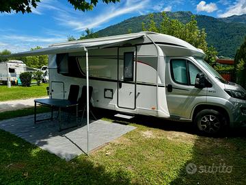 Camper Burstner lyseo td 744 privilege