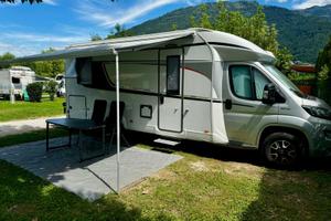 Camper Burstner lyseo td 744 privilege