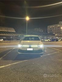 Volkswagen Golf 8 GTE
