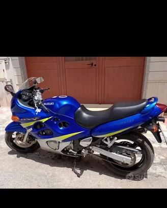 Suzuki GSX 600 F