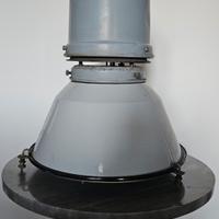lampada industriale vintage 