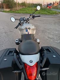 moto BMW R1200R