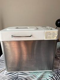 Macchina del pane Kenwood BM250 funzionante