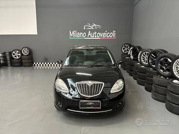 Lancia Ypsilon 1.2 Argento