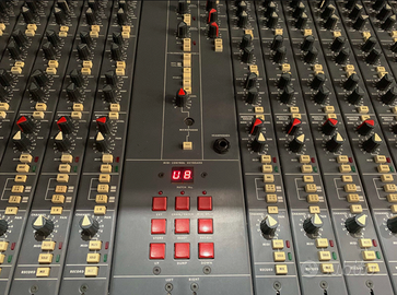 Mixer audio SoundTracs 16 ch. anni 90