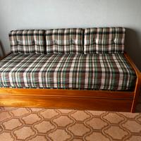 Divano letto vintage in legno stile scozzese
