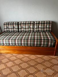 Divano letto vintage in legno stile scozzese